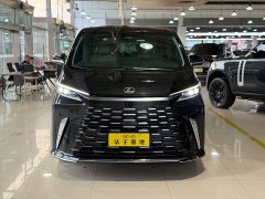 Lexus LM 2023 500h Six-Seat Premium Edition - ფოტო 2