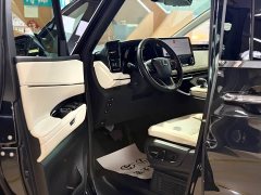 Lexus LM 2023 500h Six-Seat Premium Edition - ფოტო 6