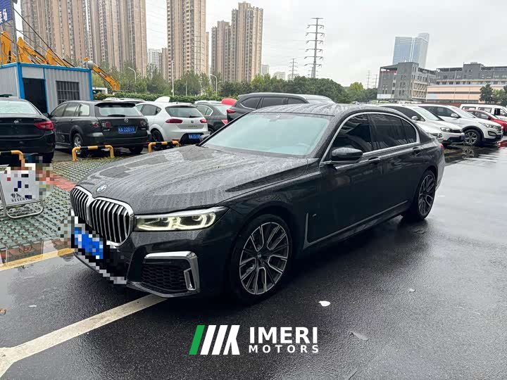 BMW 7 Series 2021 730Li M Sport Package - ავტომობილი ჩინეთიდან