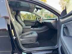 Tesla Model Y Standard Range RWD - ფოტო 7