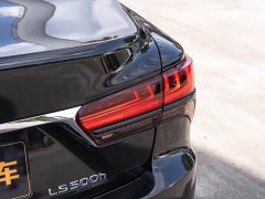 Lexus LS 500h Luxury - ფოტო 7