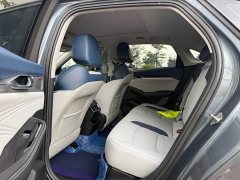 Geely Xingui Xingrui 2.0T Diesel Premium Edition - ფოტო 12