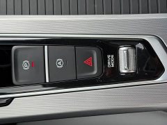 Geely Xingui Xingrui 2.0T Diesel Premium Edition - ფოტო 18