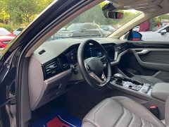 Volkswagen Touareg 2021 2.0TSI Ruishang Edition - ფოტო 17