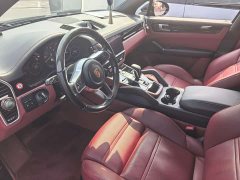 Porsche Cayenne New Energy 2021 Cayenne E-Hybrid 2.0T - ფოტო 3