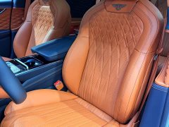 Bentley Flying Spur 4.0T V8 Elegance Edition - ფოტო 10