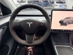 Tesla Model Y Rear-Wheel Drive - ფოტო 13