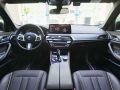 BMW 5 Series Facelift 530Li Premier M Sport Package - ფოტო 13