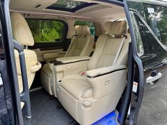 Toyota Alphard Hybrid 2.5L Premium Edition - ფოტო 10