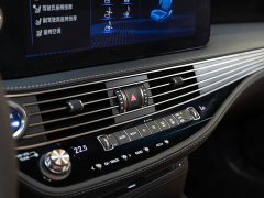Lexus LS 500h Premier - ფოტო 17