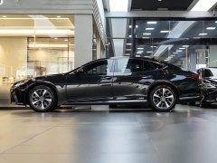Lexus LS 500h Premier - ფოტო 4