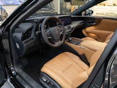 Lexus LS 500h Premier - ფოტო 9