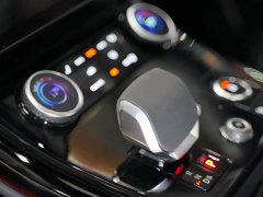Land Rover Range Rover Sport 400PS Dynamic SE - ფოტო 19