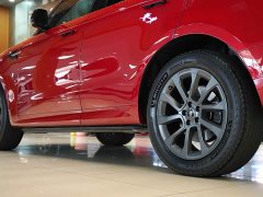 Land Rover Range Rover Sport 400PS Dynamic SE - ფოტო 9
