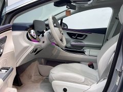 Mercedes-Benz EQE 500 4MATIC Luxury - ფოტო 11