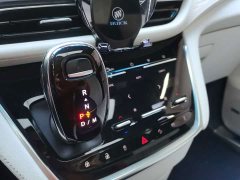 Buick GL8 Avenir Four-Seat Premium Edition - ფოტო 18