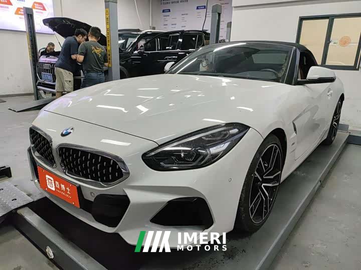 BMW Z4 sDrive 25i M Sport Package - ავტომობილი ჩინეთიდან