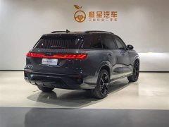 Audi Q6 45 TFSI quattro Shadow Warrior Edition 6-Seater - ფოტო 5