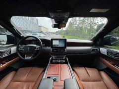Lincoln Navigator 2020 3.5T Prestige Edition - ფოტო 3
