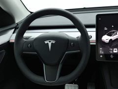 Tesla Model Y Long Range All-Wheel Drive - ფოტო 15