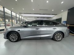BYD Qin L DM-i Smart Drive Edition 80KM Leading - ფოტო 4