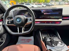 BMW i5 eDrive 35L Premium M Sport Package - ფოტო 16
