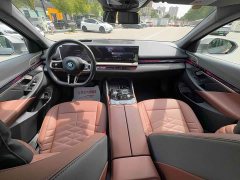 BMW i5 eDrive 35L Premium M Sport Package - ფოტო 9