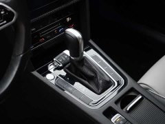Volkswagen Magotan 2 Million Units Commemorative Edition 330TSI DSG Leading Version - ფოტო 17