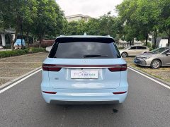 Li Auto ONE Extended Range 6-Seater - ფოტო 9