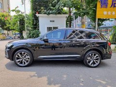 Audi Q7 55 TFSI quattro S line Sport - ფოტო 3