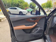 Audi Q7 55 TFSI quattro S line Sport - ფოტო 6