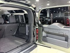 Land Rover Defender 110 P400 Dark Edition - ფოტო 17