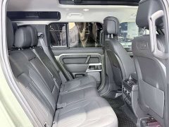Land Rover Defender 110 P400 Dark Edition - ფოტო 19
