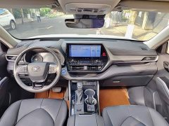 Toyota Highlander Hybrid 2.5L AWD Premium 7-Seater - ფოტო 10