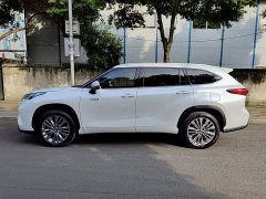 Toyota Highlander Hybrid 2.5L AWD Premium 7-Seater - ფოტო 3