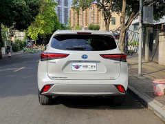 Toyota Highlander Hybrid 2.5L AWD Premium 7-Seater - ფოტო 5