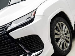 Lexus LX 600 US-spec - ფოტო 2