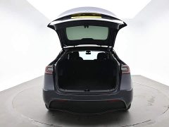 Tesla Model Y Long Range All-Wheel Drive - ფოტო 10