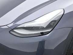 Tesla Model Y Long Range All-Wheel Drive - ფოტო 18