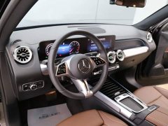 Mercedes-Benz GLB 220 Dynamic - ფოტო 12