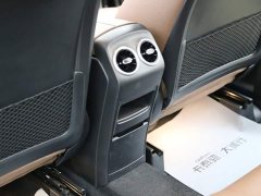 Mercedes-Benz GLB 220 Dynamic - ფოტო 18