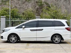 Honda Elysion 2.0L Hybrid Luxury - ფოტო 3