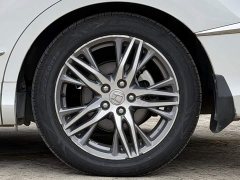 Honda Elysion 2.0L Hybrid Luxury - ფოტო 8