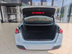 BMW 2 Series 2025 225L M Sport Package - ფოტო 15