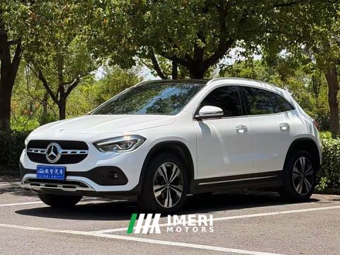 2021 Mercedes-Benz GLA 200