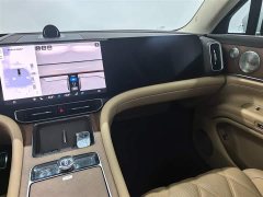 AITO Wenjie M9 Extended Range Ultra 52kWh 6-Seater with 192-Line LiDAR - ფოტო 13