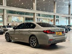 BMW 5 Series (Imported) 530i Elegance M Sport Package - ფოტო 16