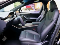 Tesla Model X Dual Motor All-Wheel Drive - ფოტო 4