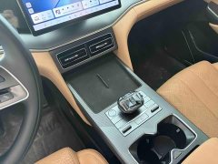 BYD Song L DM-i 112km Leading Edition - ფოტო 11