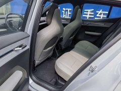 Volvo EX30 2025 Rear-Wheel Drive Extended Range Ultra - ფოტო 10